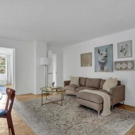 1 Bedroom Downtown Condo Amazing Location*Self Check-In** Атланта Екстер'єр фото