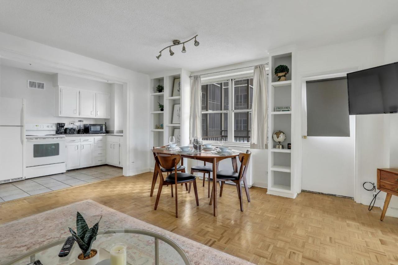 1 Bedroom Downtown Condo Amazing Location*Self Check-In** Атланта Екстер'єр фото