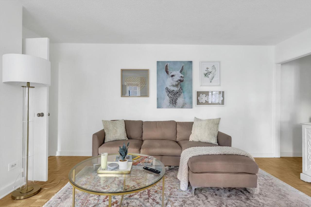 1 Bedroom Downtown Condo Amazing Location*Self Check-In** Атланта Екстер'єр фото